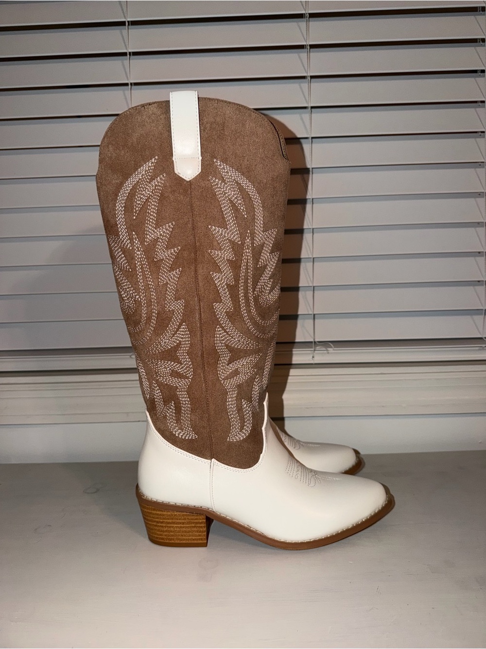 Western Cowboy Cowgirl Boots Krista Horton X Pink Lily Size 7 Coastal Womens New - Picture 1 of 15